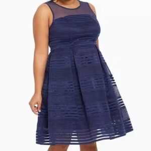*NWT* Torrid Navy Blue Elastic Mesh Striped Skater Dress, Sz 20  *NEW*